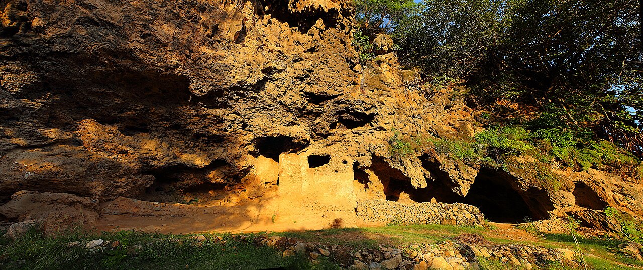 Photograph of Shah Allah Ditta Caves, Islamabad